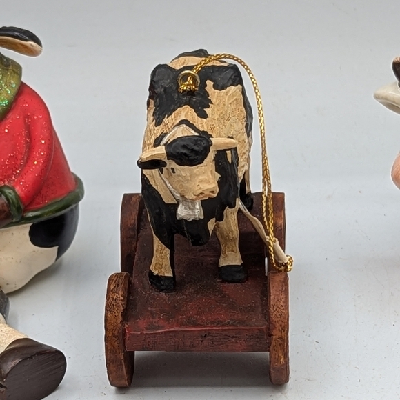 Three Country Farmyard Cow Ornaments - Picture 8 of 13
